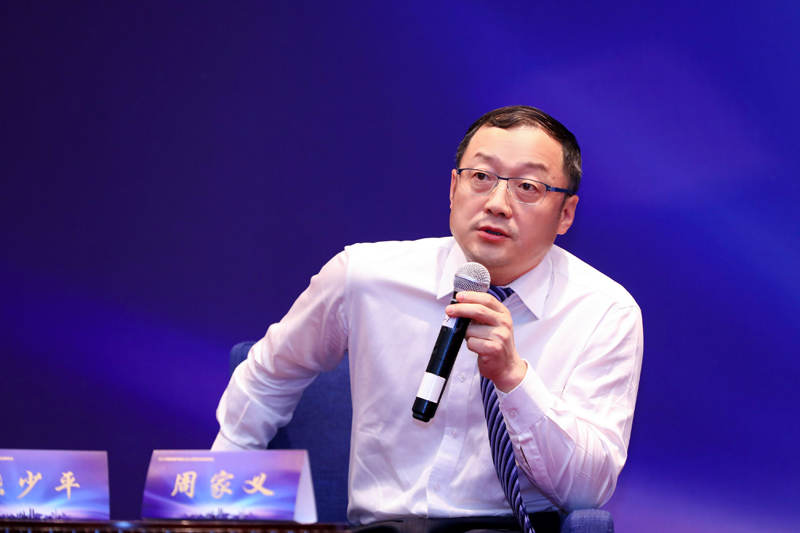 周家義副總經理演講.JPG