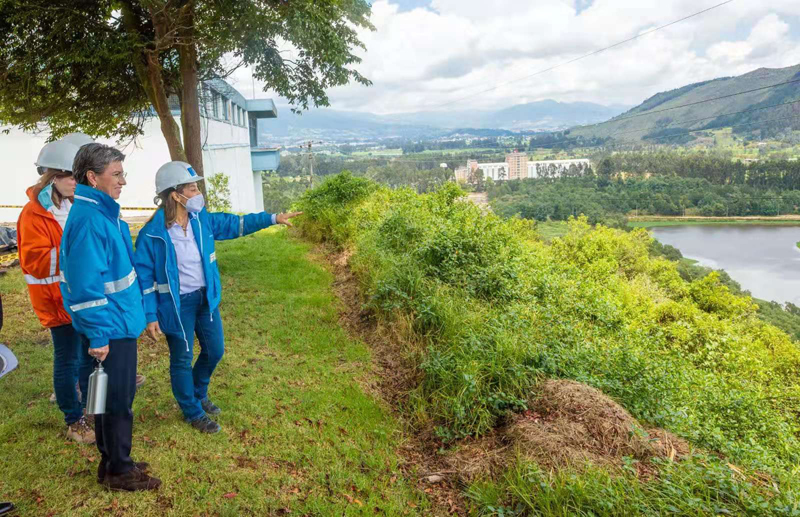 市長(zhǎng)視察 (1).jpg