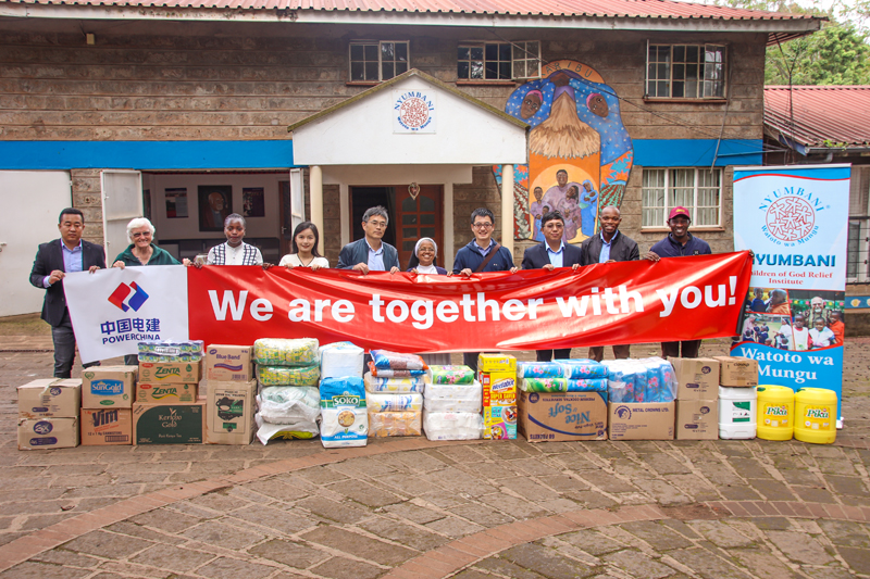 肯尼亞捐贈照片 (2).jpg