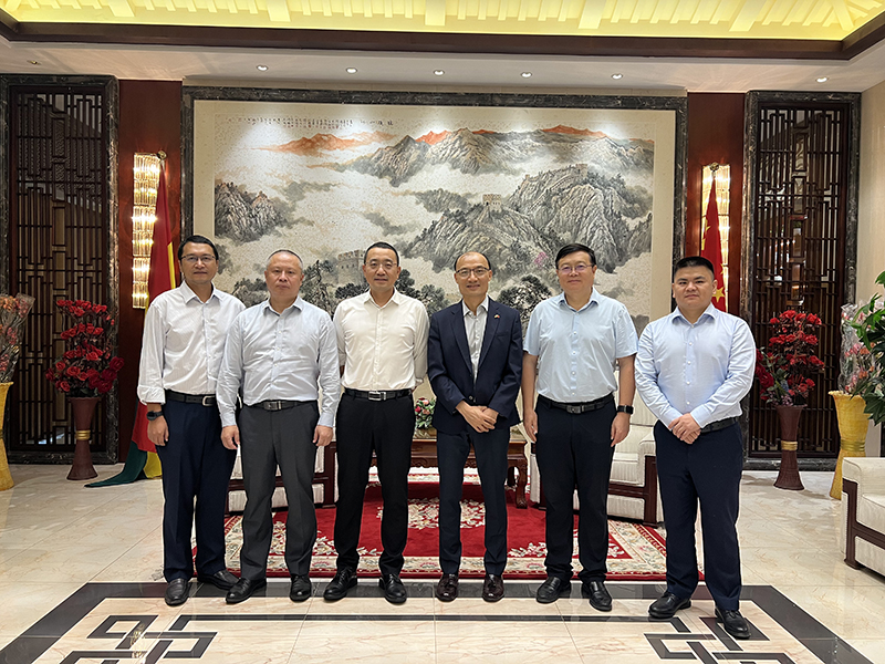馬總拜會中國駐加納大使童德發.jpg